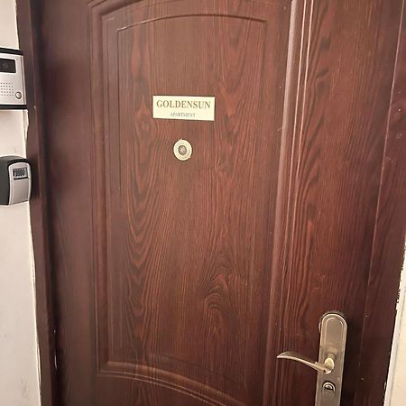 Goldensun Apartment Budapest Luaran gambar
